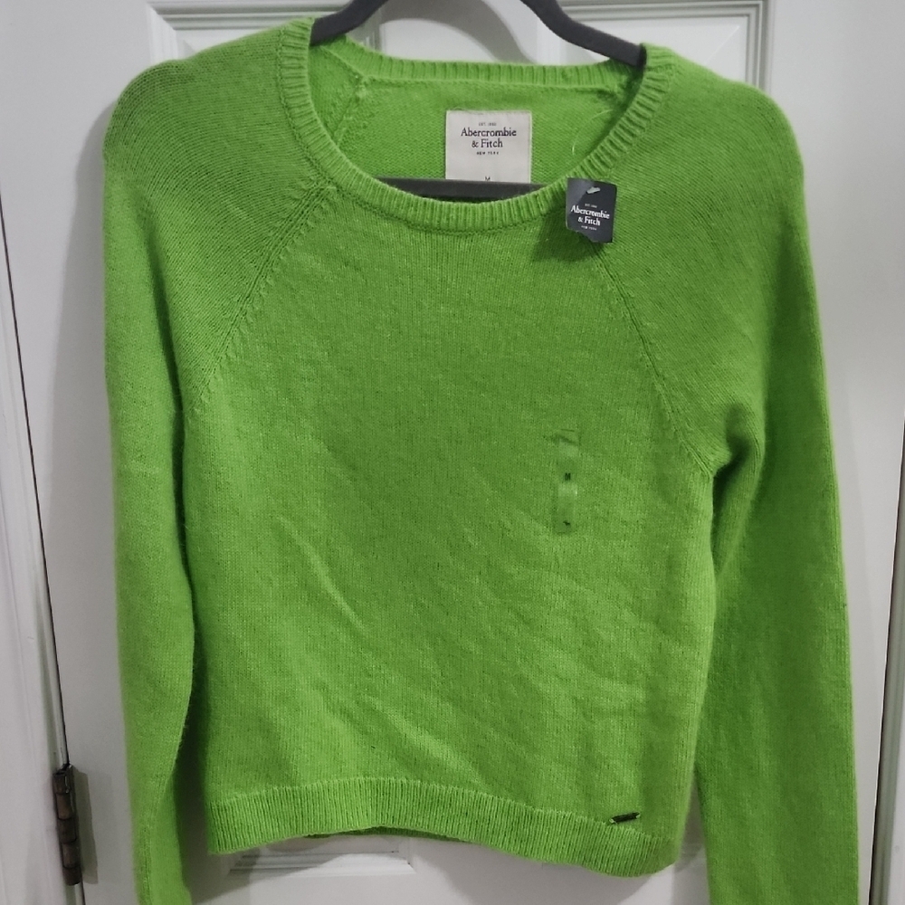 NWT Abercrombie & Fitch Rabbit Hair Blend Neon Green Sweater Size Medium​​​